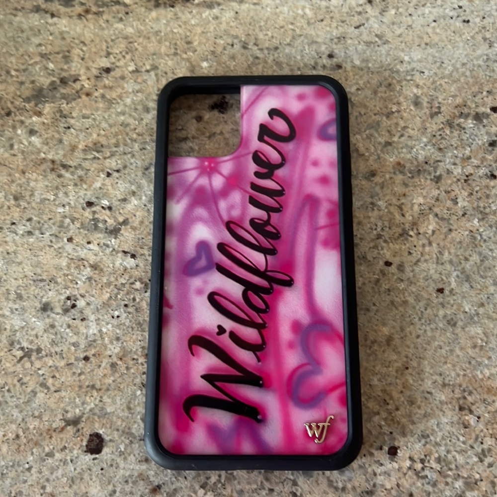 Wildflower spray paint iphone 11 plus case